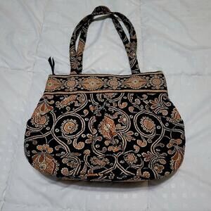 ALL VERA BAGS ON SALE! VERA BRADLEY Quilted Floral Bag